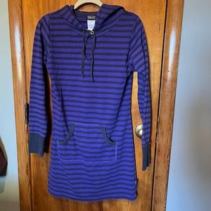 Patagonia striped hooded dress size small